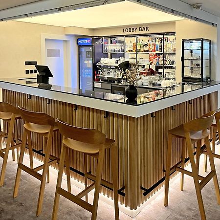 Hotel Ilf Πράγα Εξωτερικό φωτογραφία