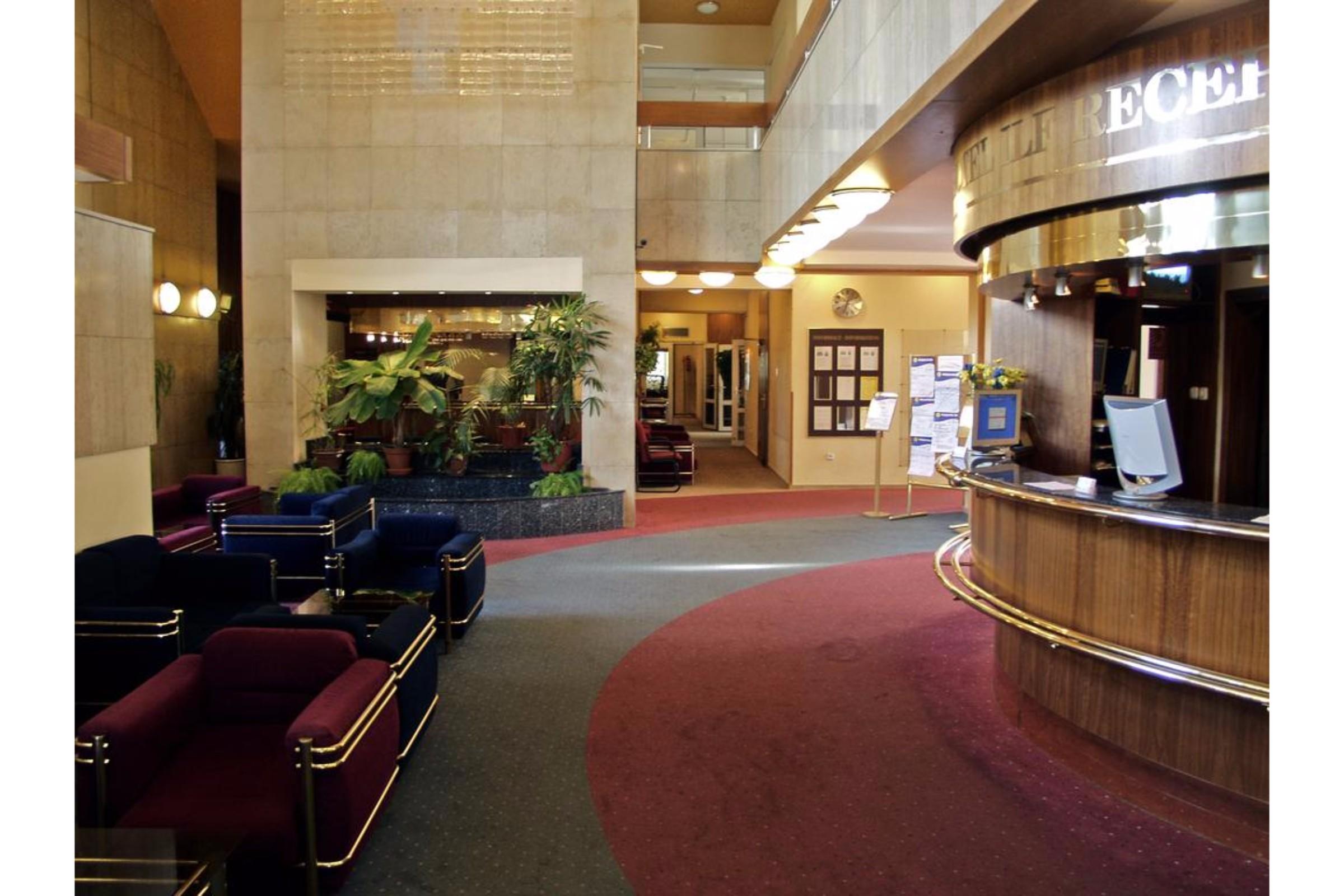 Hotel Ilf Πράγα Εξωτερικό φωτογραφία