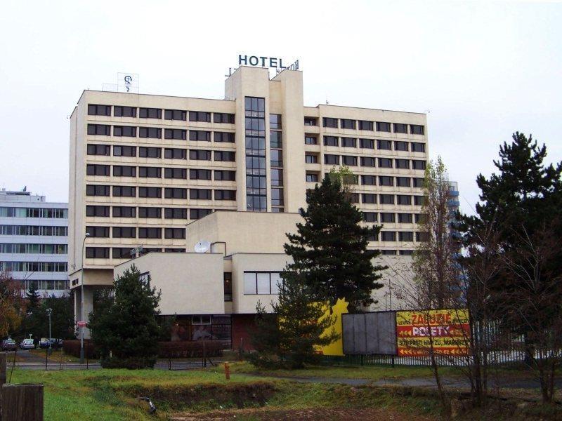 Hotel Ilf Πράγα Εξωτερικό φωτογραφία