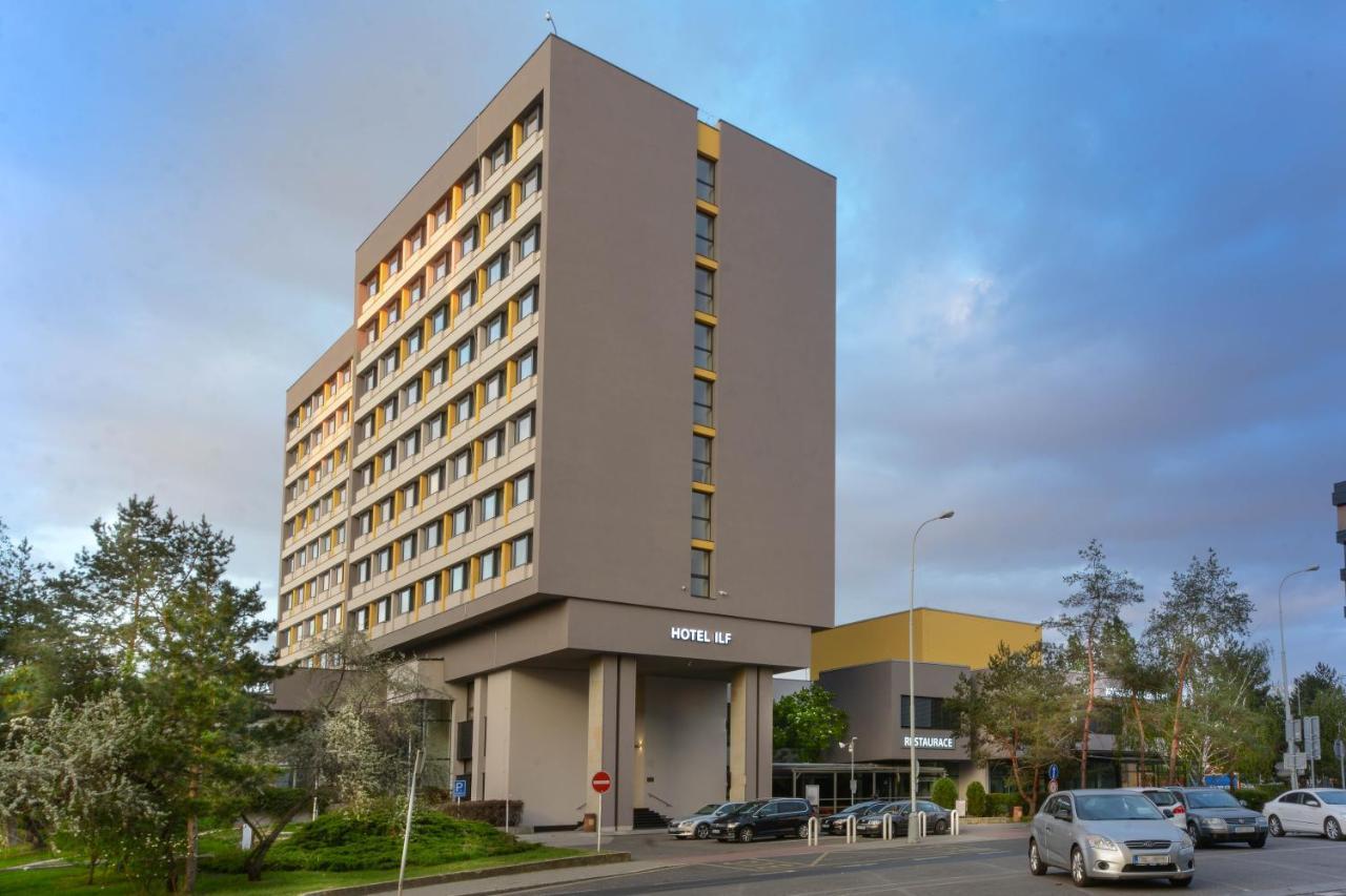 Hotel Ilf Πράγα Εξωτερικό φωτογραφία